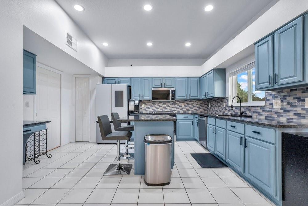 Image 12 of 57 For 219 Strathmore Circle