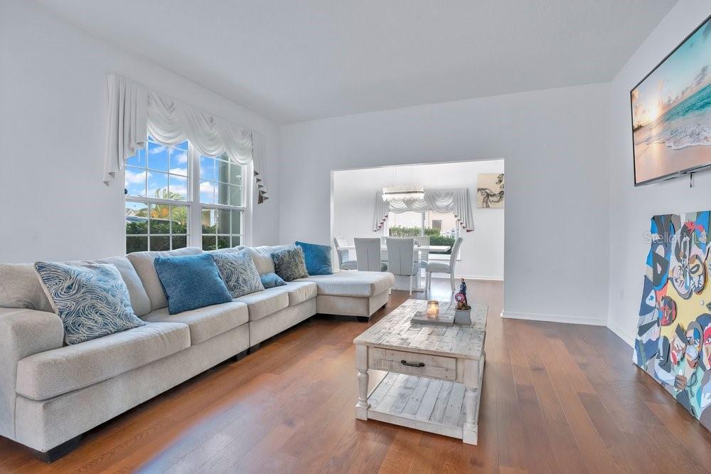 Image 16 of 57 For 219 Strathmore Circle