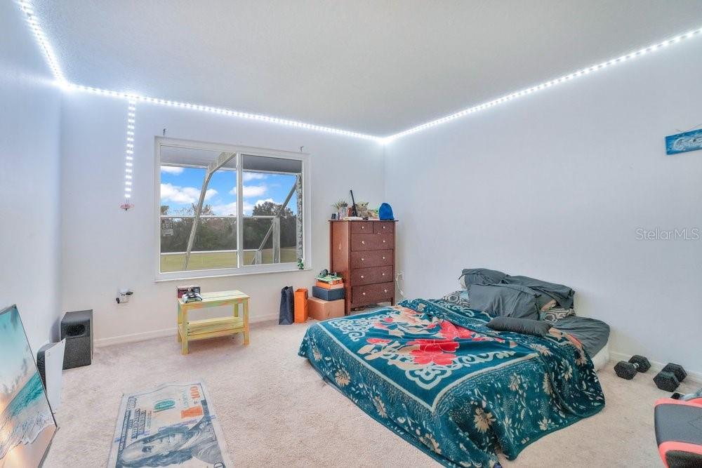 Image 19 of 57 For 219 Strathmore Circle