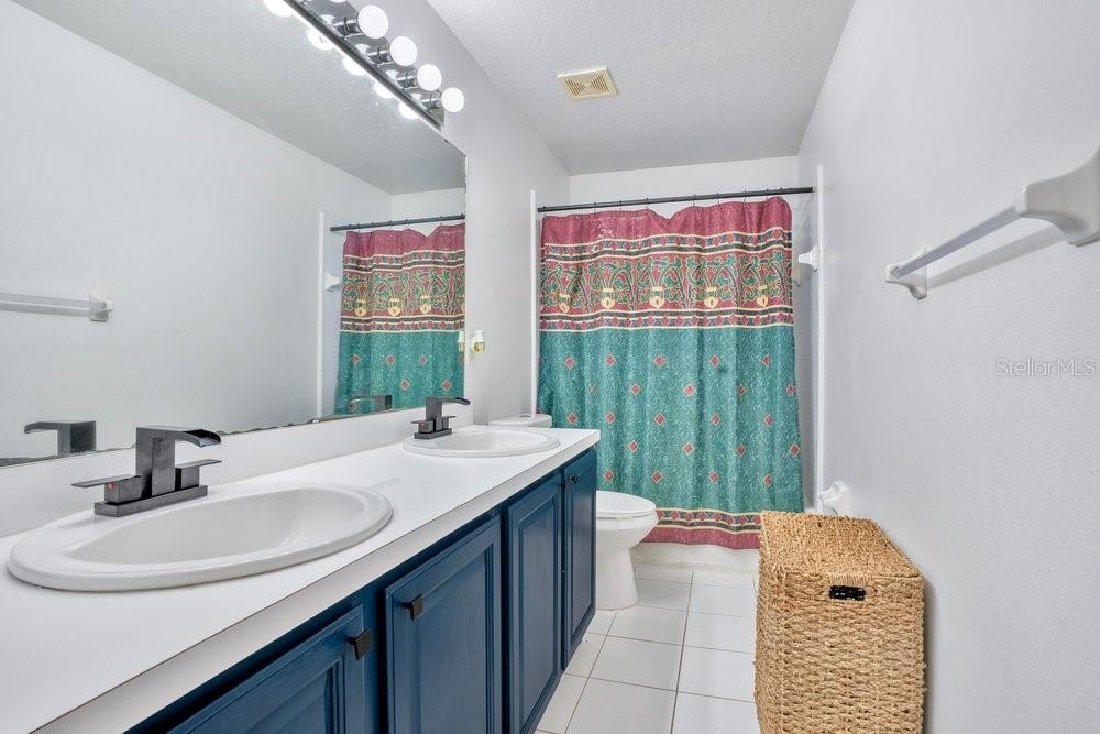 Image 30 of 57 For 219 Strathmore Circle