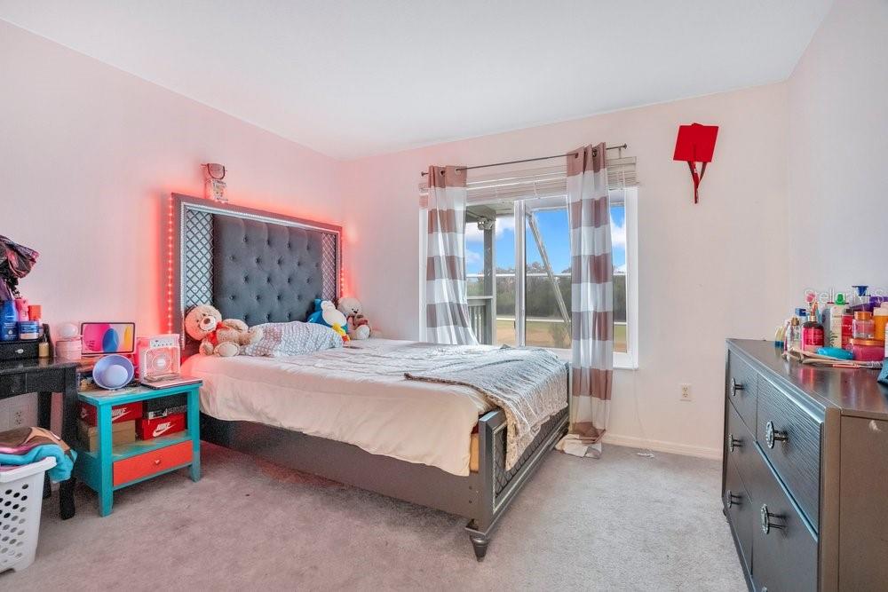 Image 33 of 57 For 219 Strathmore Circle