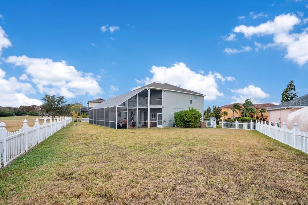 Image 46 of 57 For 219 Strathmore Circle