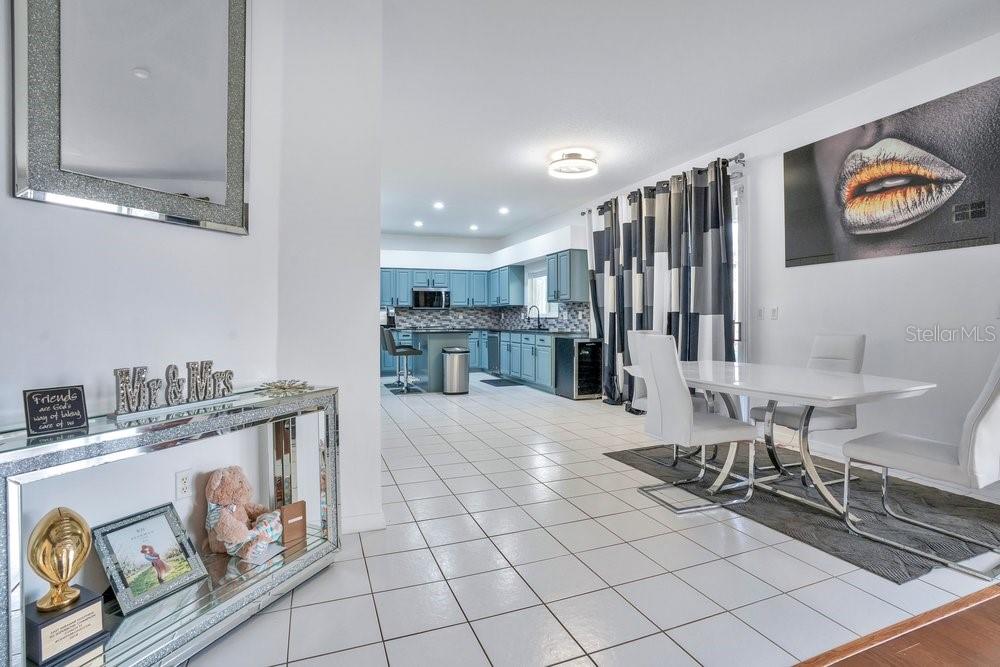 Image 9 of 57 For 219 Strathmore Circle