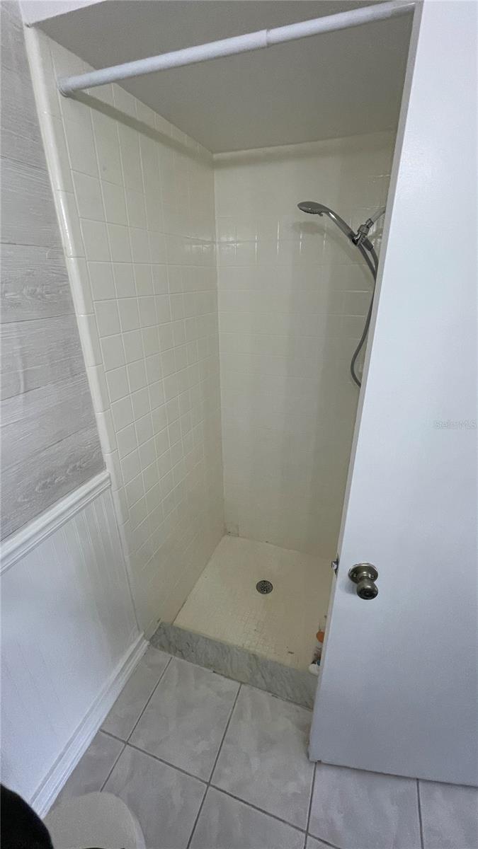 Image 21 of 27 For 8832 Parliament Court