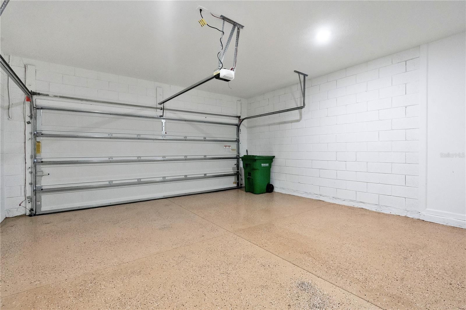 Image 21 of 36 For 393 Kayden Cove