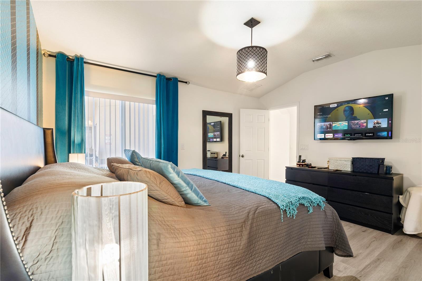 Image 20 of 30 For 2513 Dharma Circle