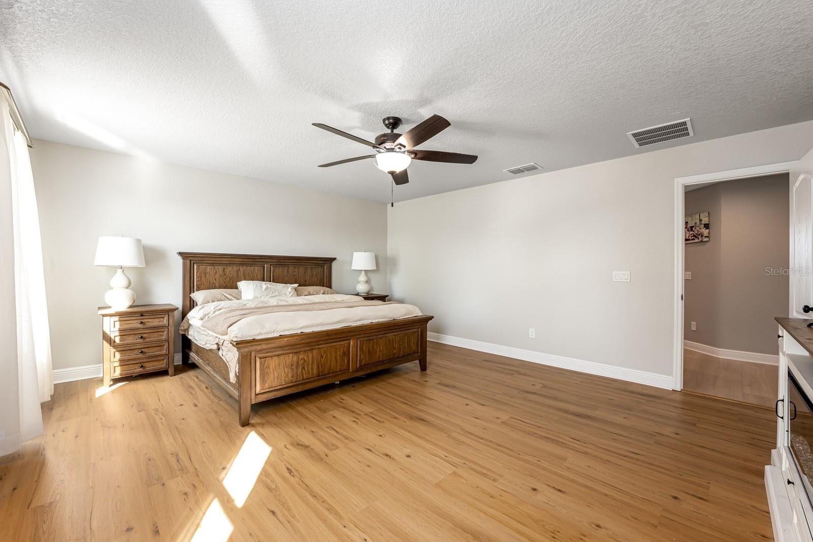 Image 9 of 24 For 4360 Tigris Drive