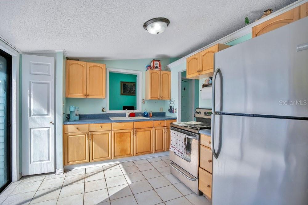 Image 14 of 41 For 425 Scooter Point