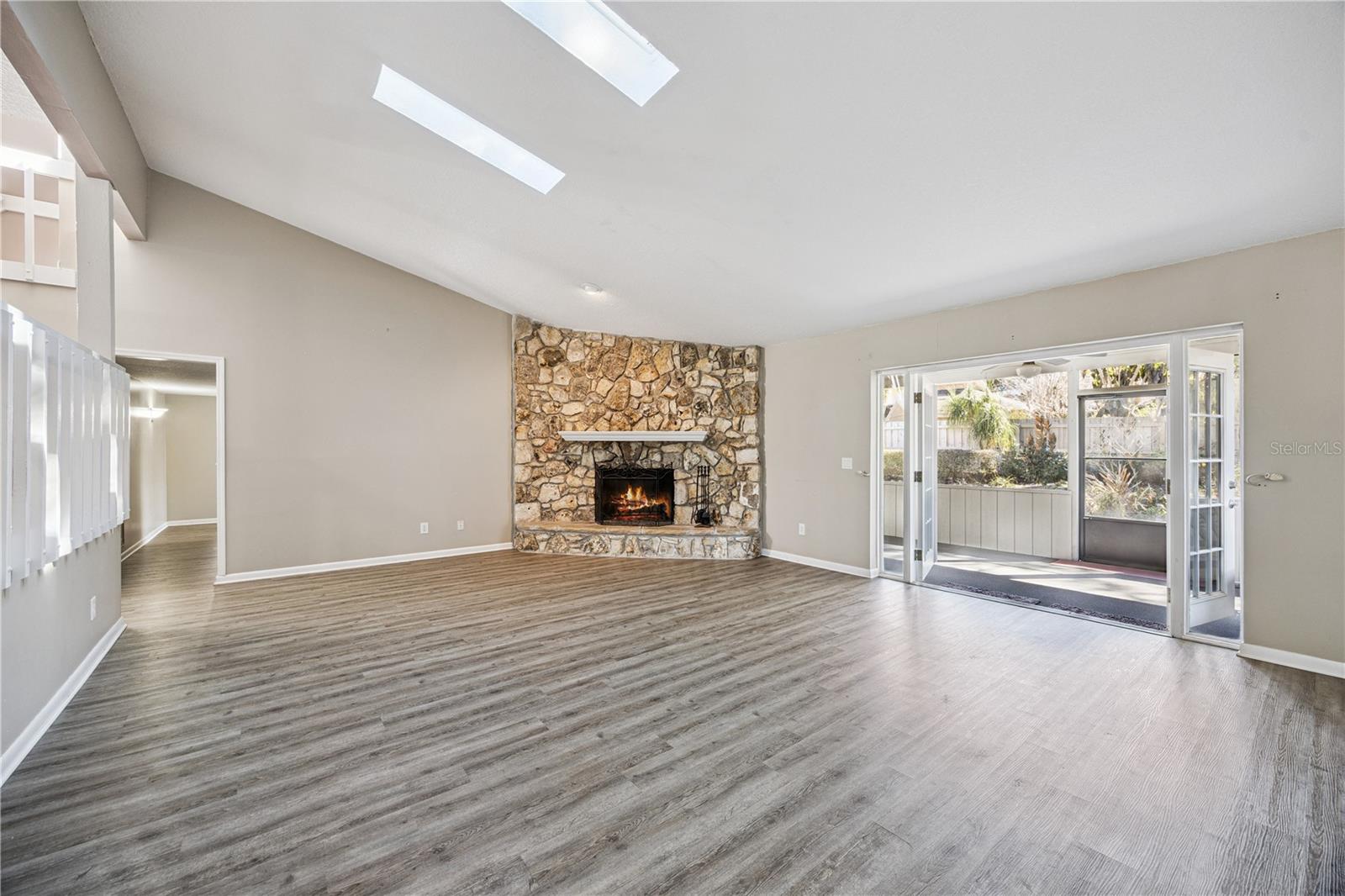 Image 7 of 29 For 342 Coble Drive