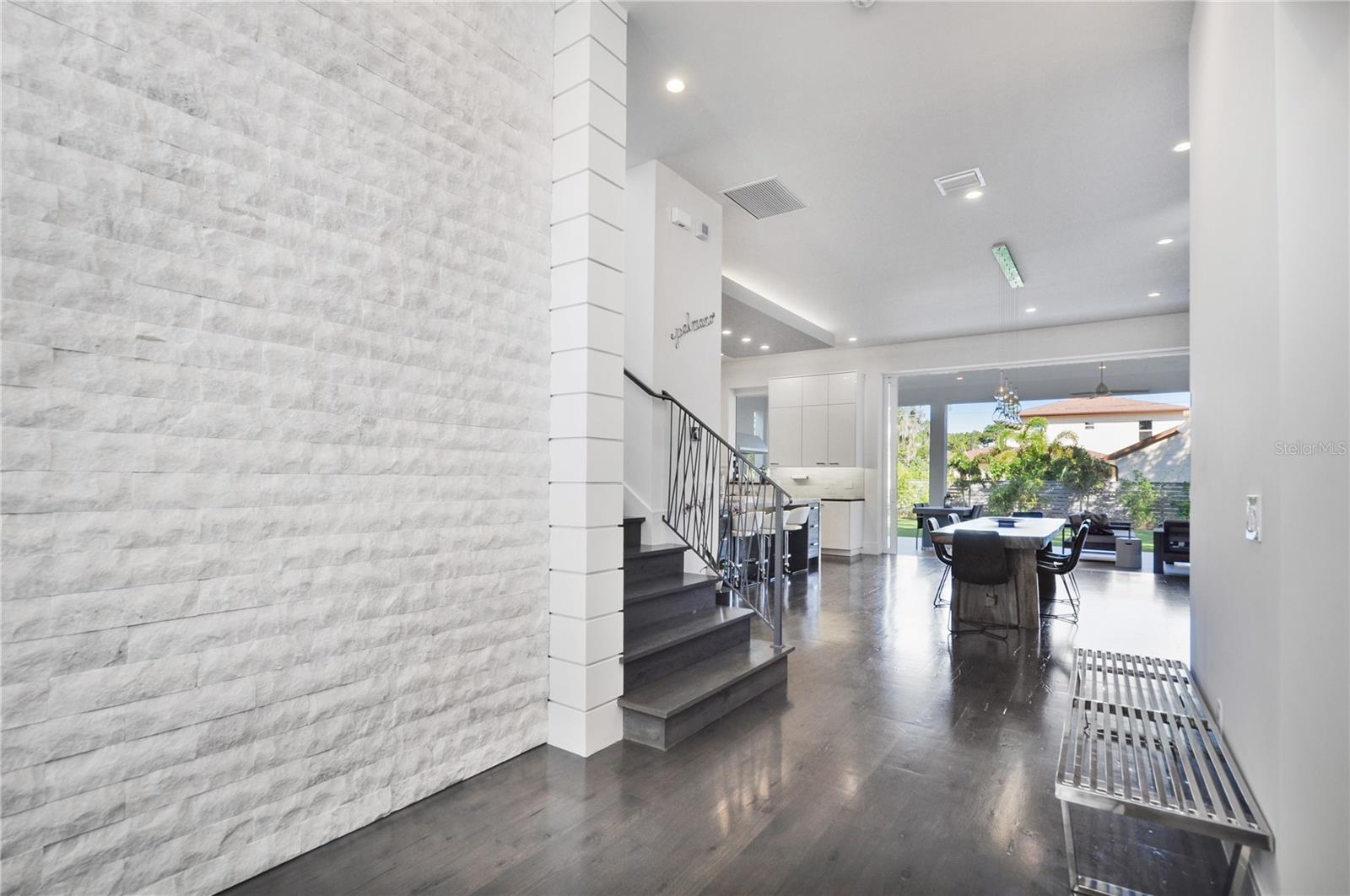 Image 4 of 34 For 1130 Mechanic Street