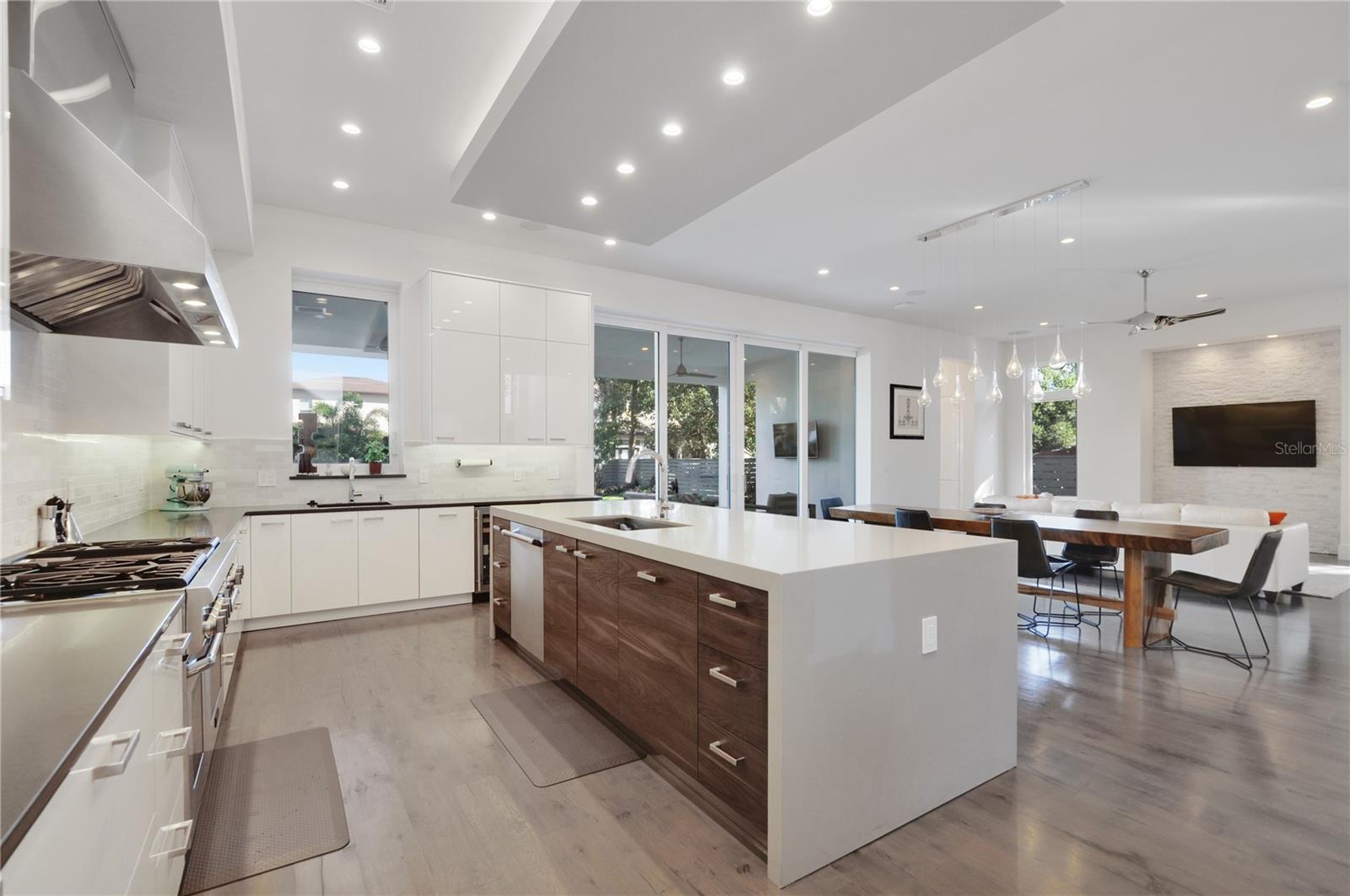 Image 9 of 34 For 1130 Mechanic Street