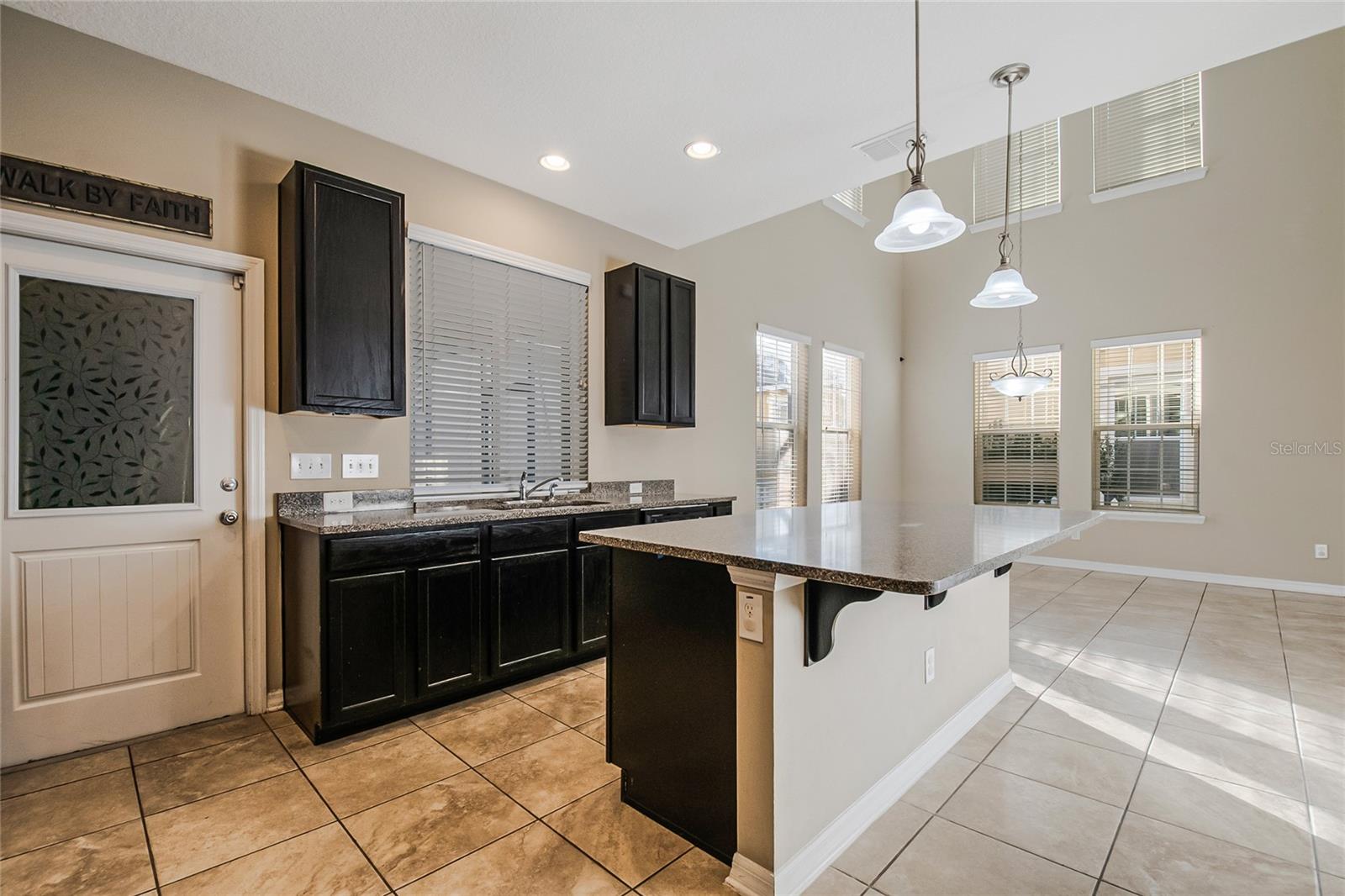 Image 24 of 67 For 6844 Sundrop Street