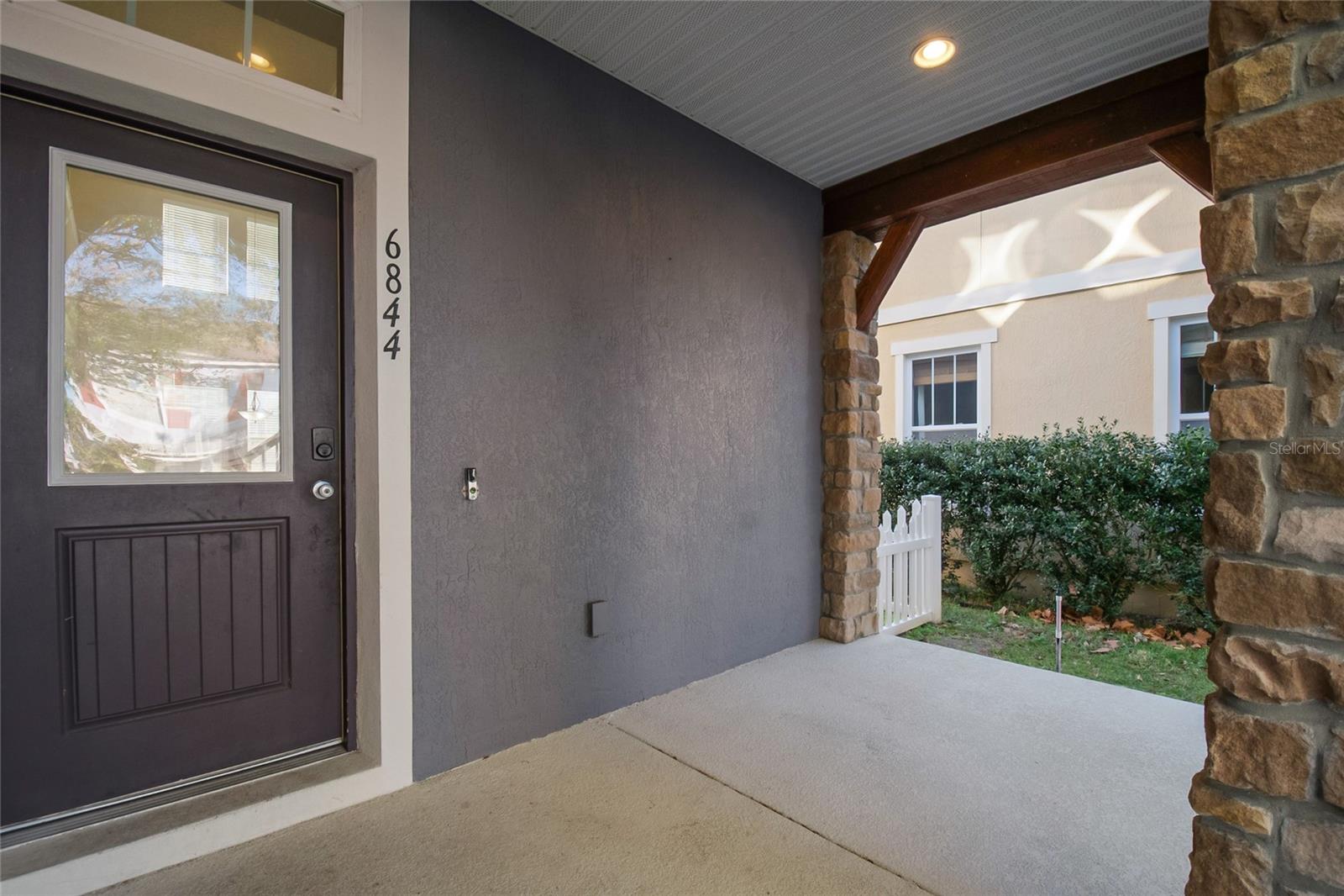 Image 4 of 67 For 6844 Sundrop Street