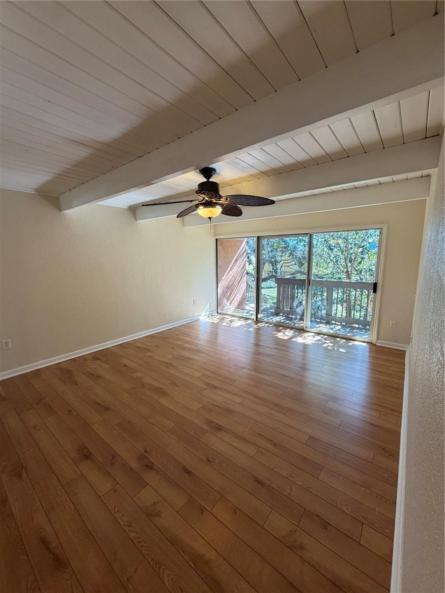 Image 4 of 25 For 792 Michigan Street 10