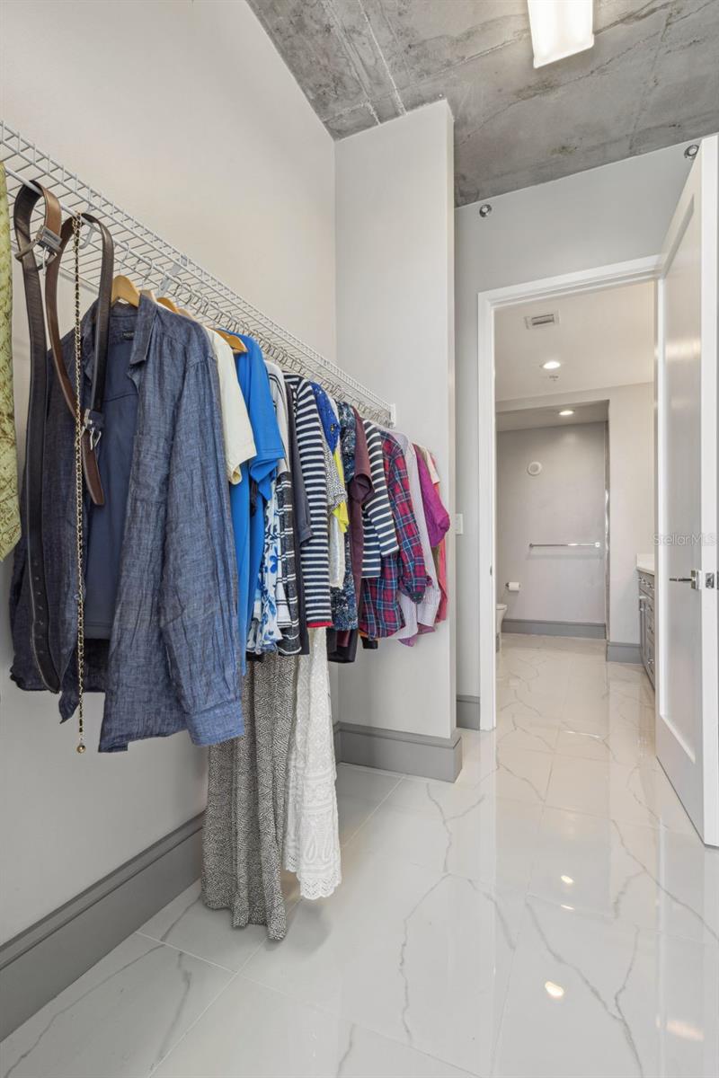 Image 31 of 89 For 150 Robinson Street 1612