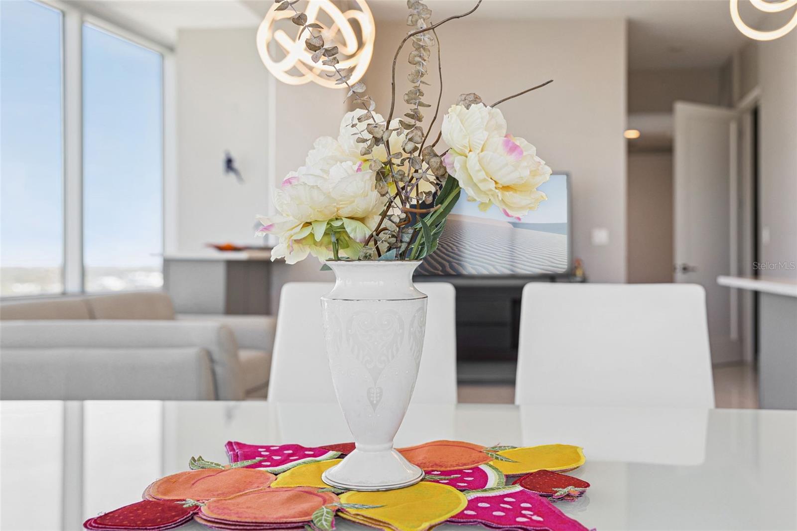 Image 33 of 89 For 150 Robinson Street 1612