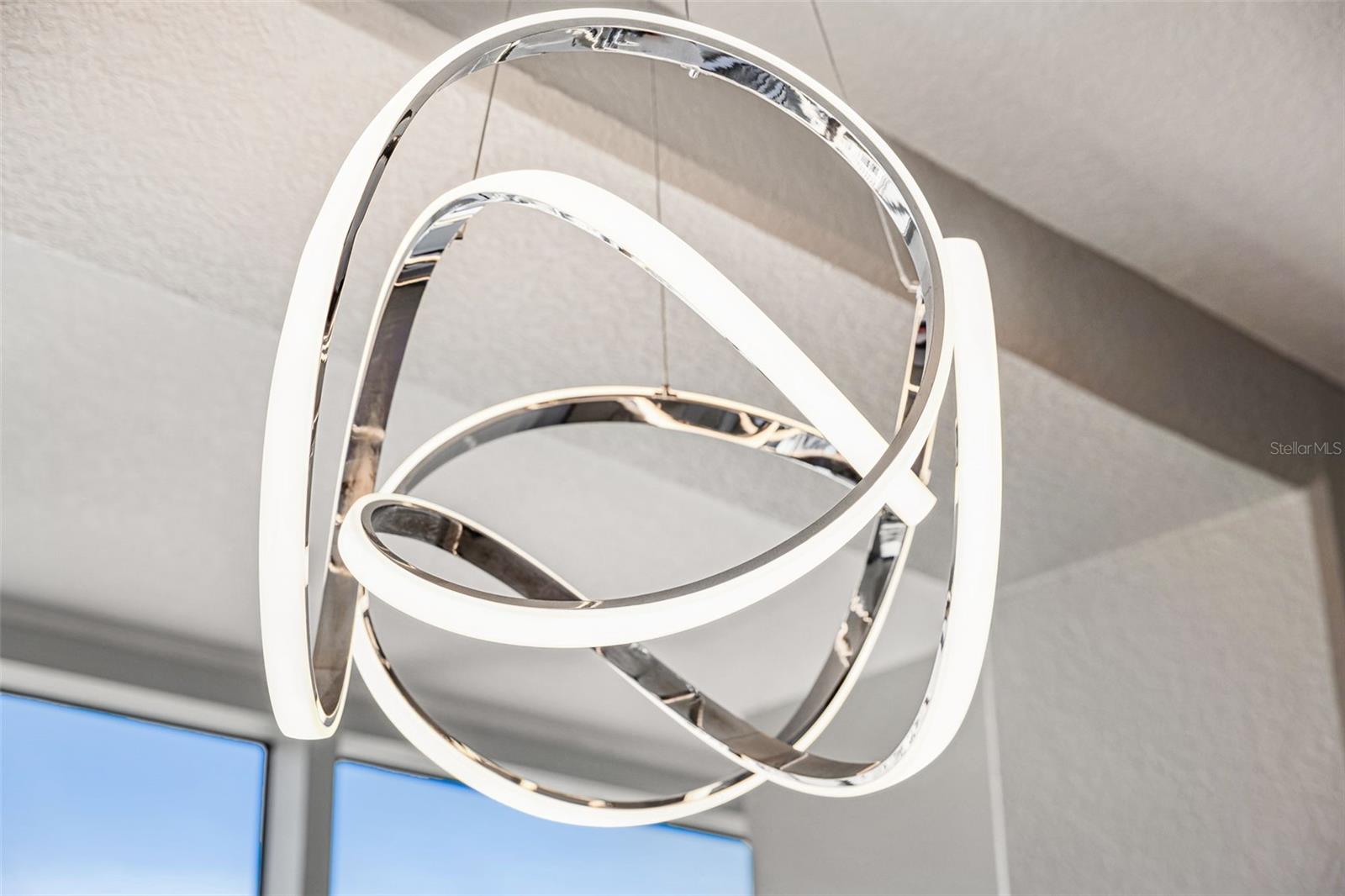 Image 37 of 89 For 150 Robinson Street 1612