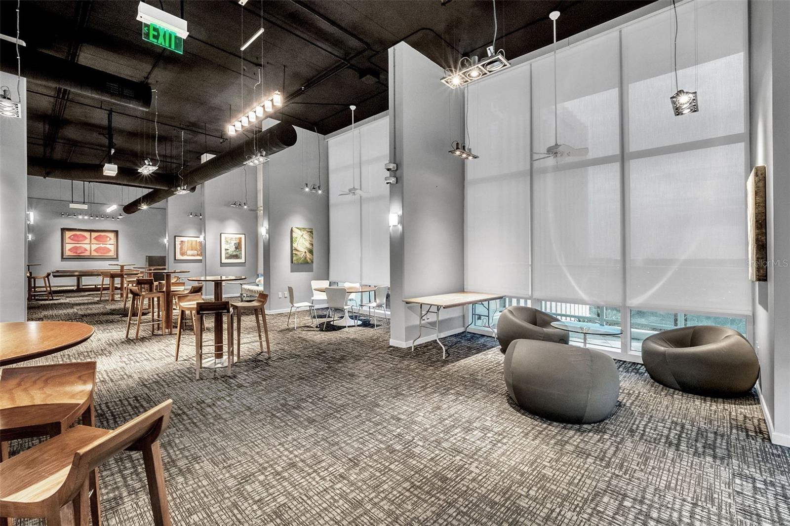 Image 64 of 89 For 150 Robinson Street 1612