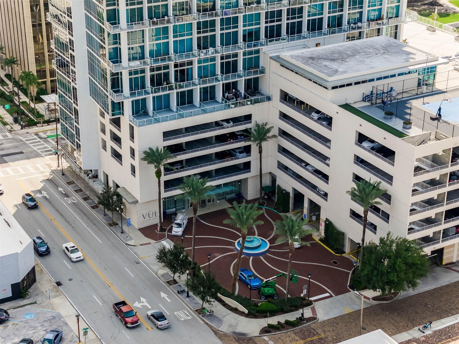 Image 79 of 89 For 150 Robinson Street 1612