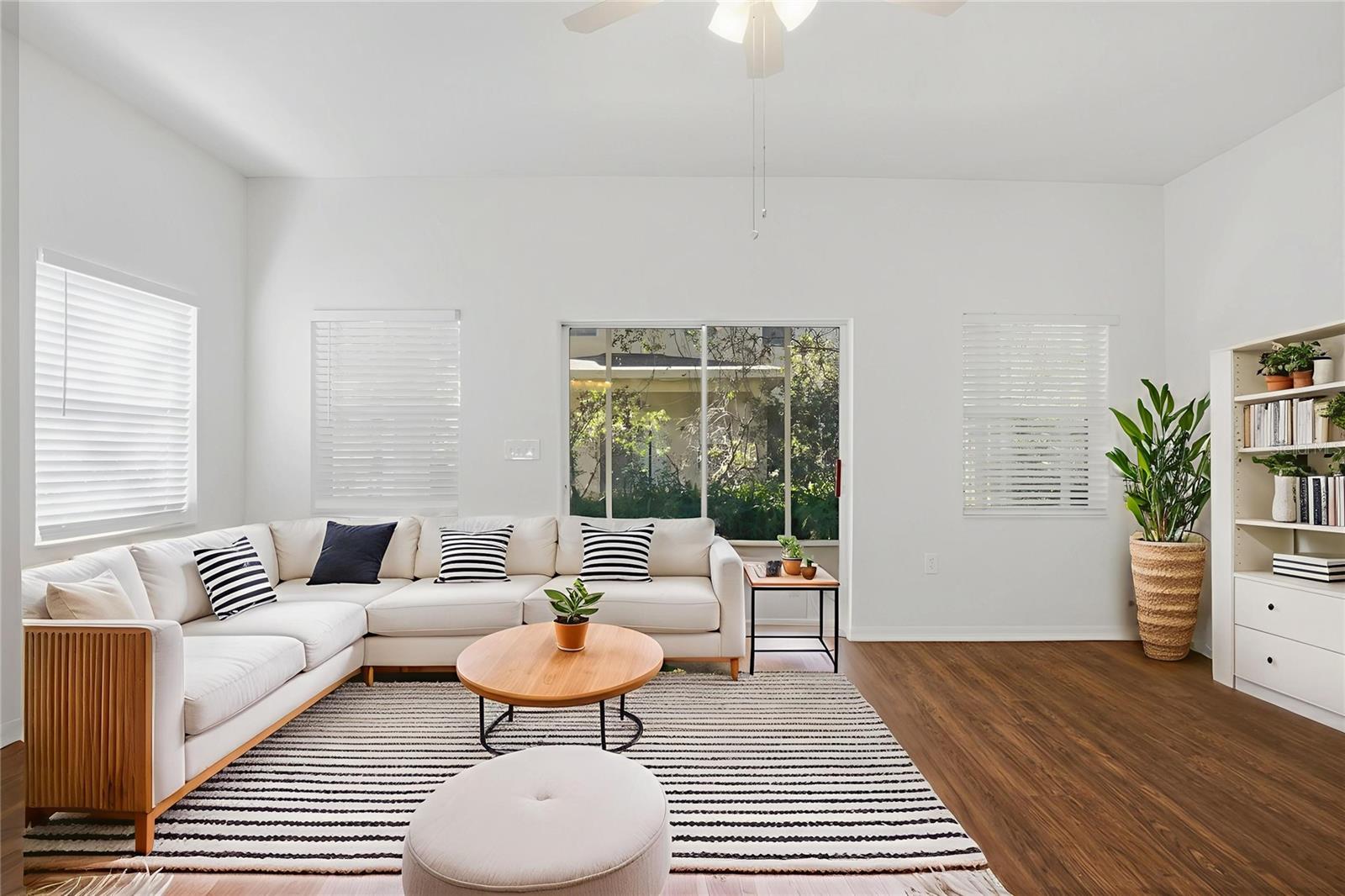 Image 3 of 38 For 1125 Andrew Aviles Circle