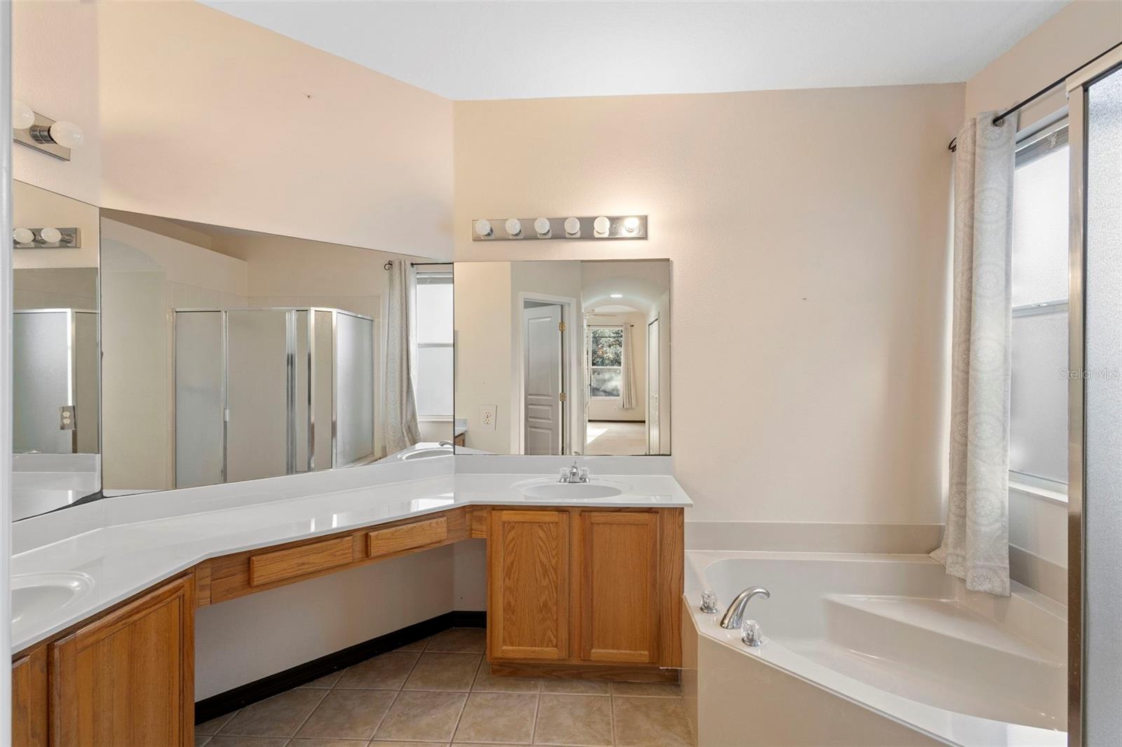 Image 15 of 35 For 6428 Lightner Drive