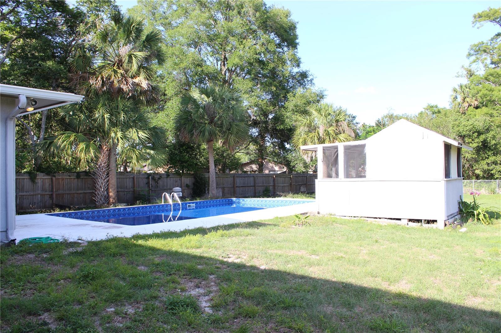 Image 19 of 23 For 403 Murphy Road