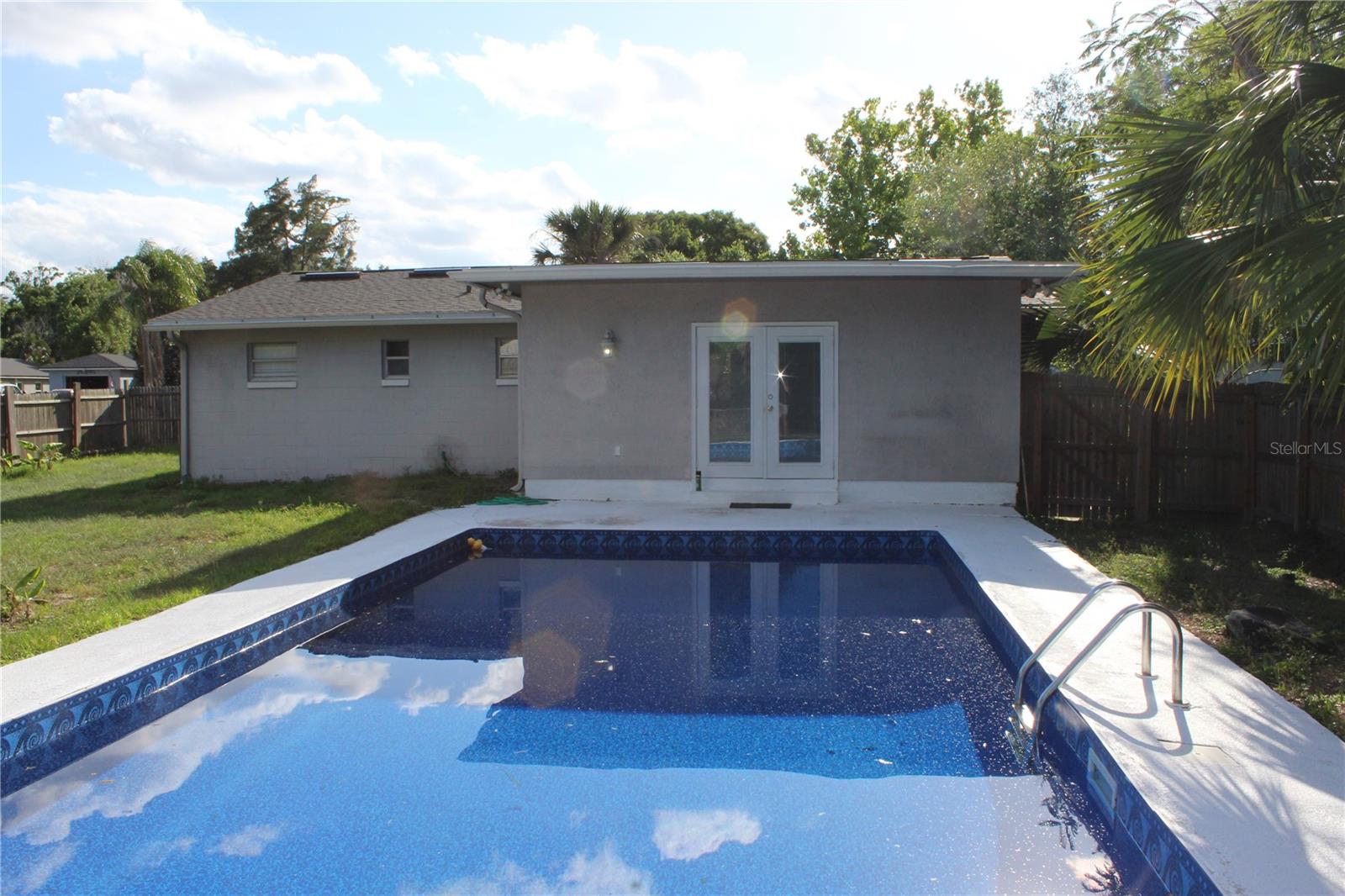 Image 21 of 23 For 403 Murphy Road