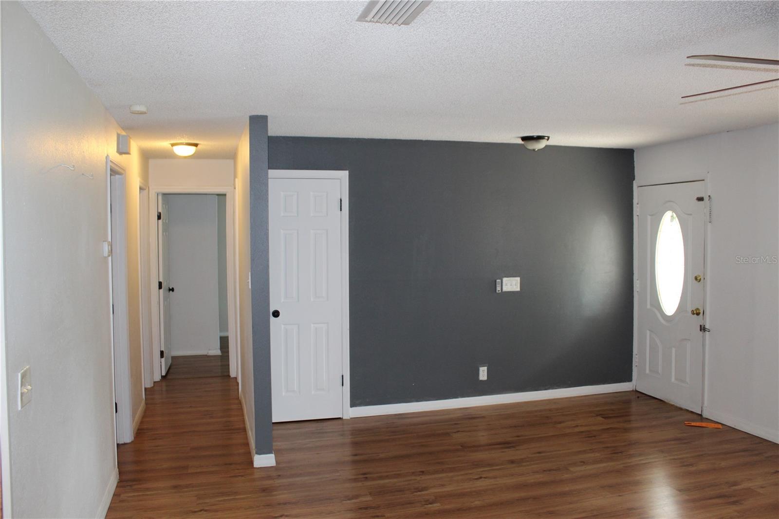 Image 6 of 23 For 403 Murphy Road