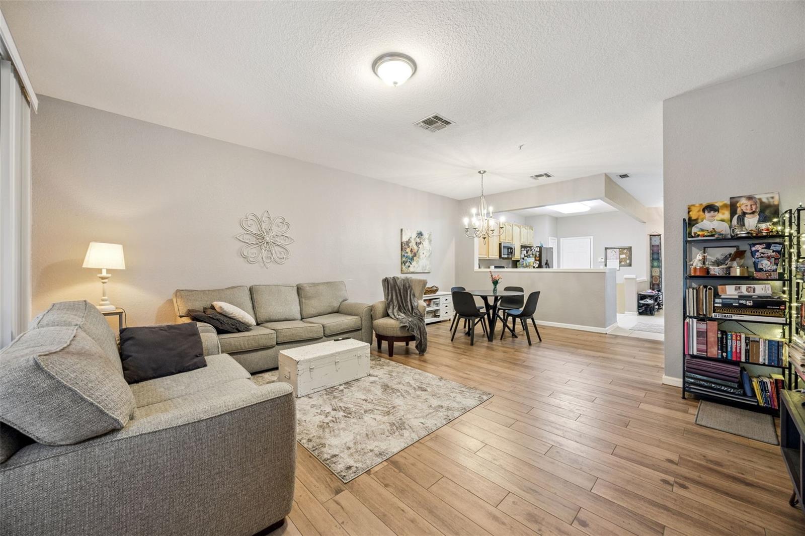 Image 14 of 41 For 6810 Hochad Drive