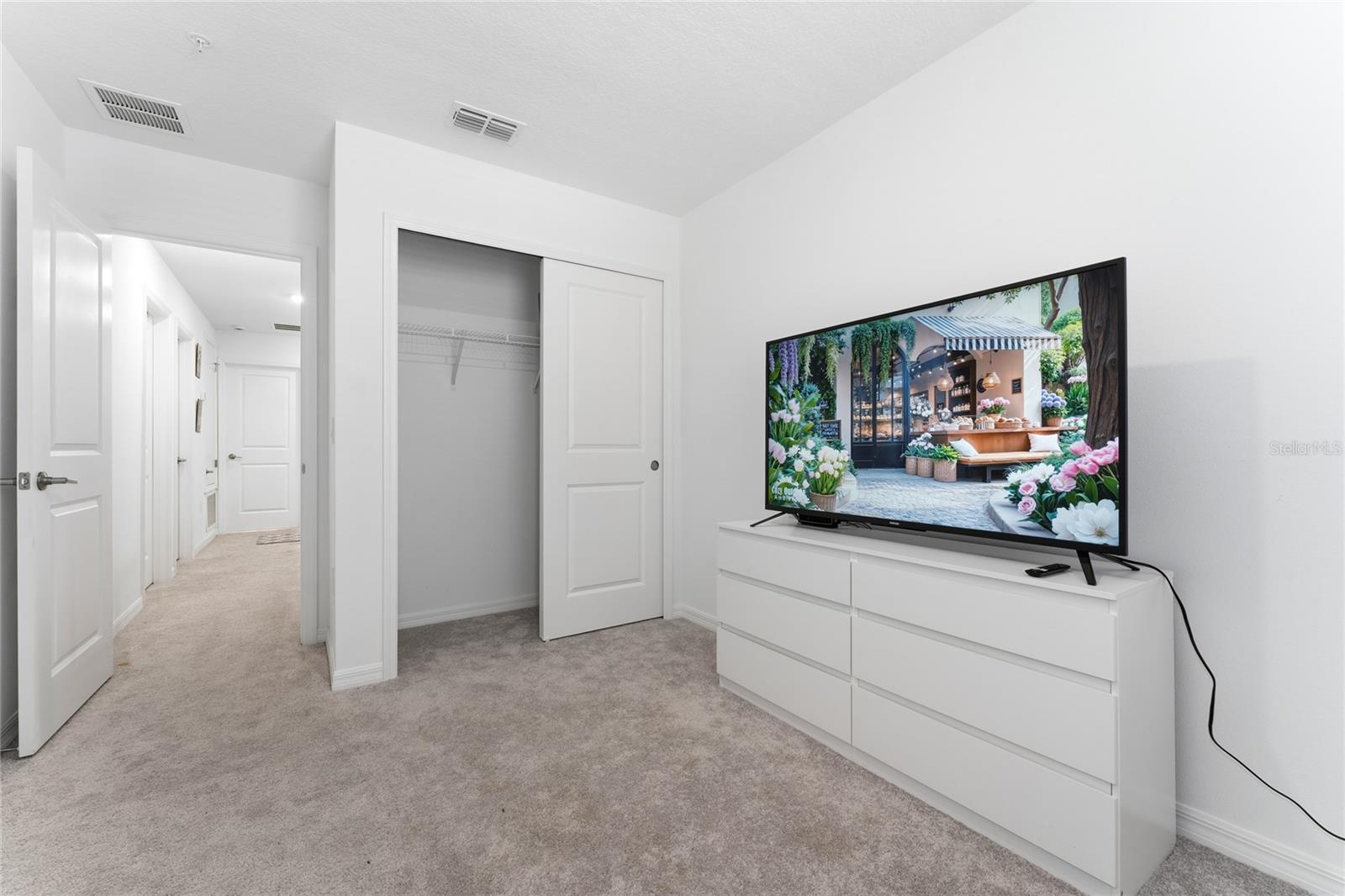 Image 21 of 36 For 5131 Quakers Place