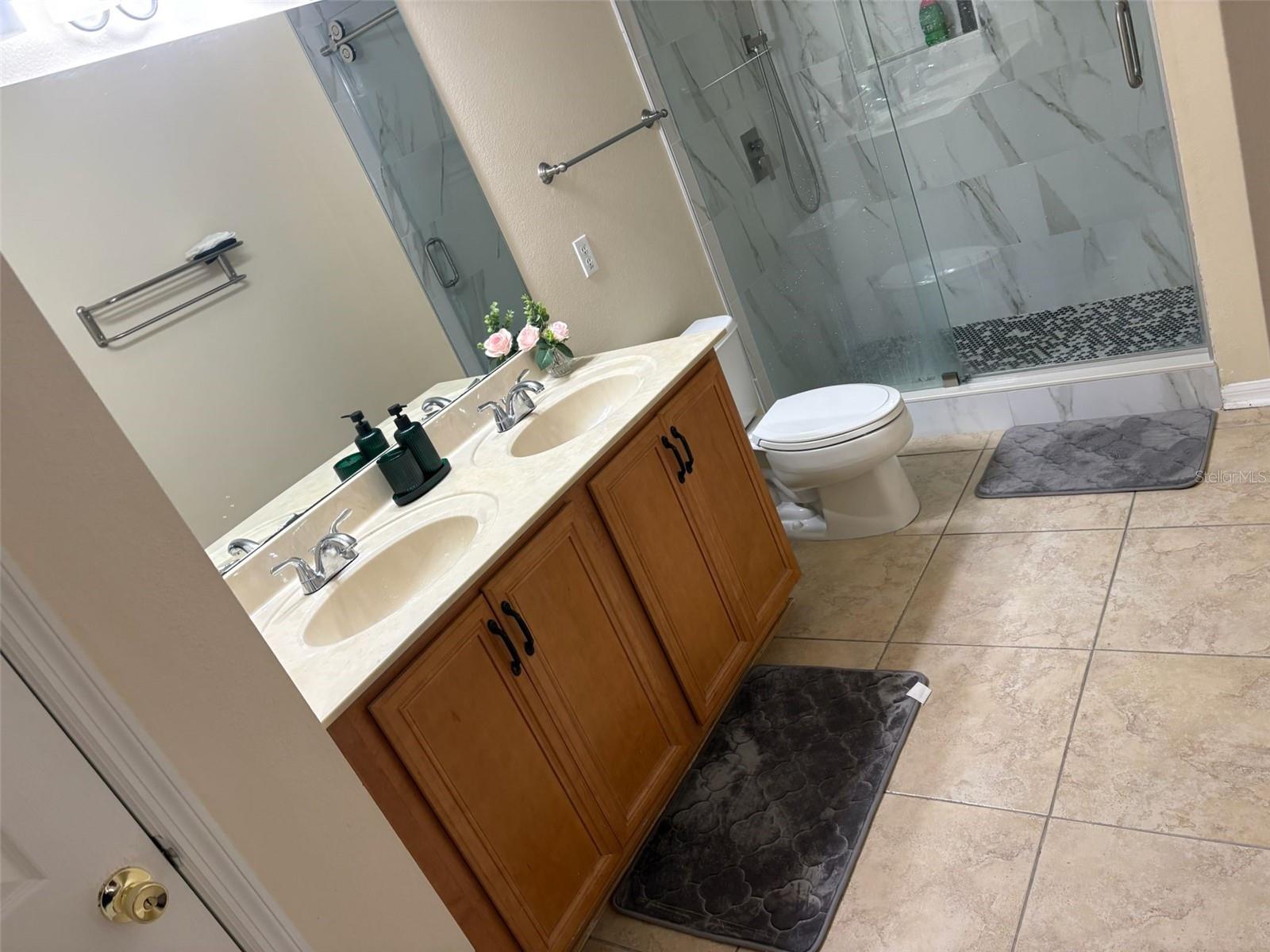 Image 10 of 14 For 662 Rosselli Boulevard