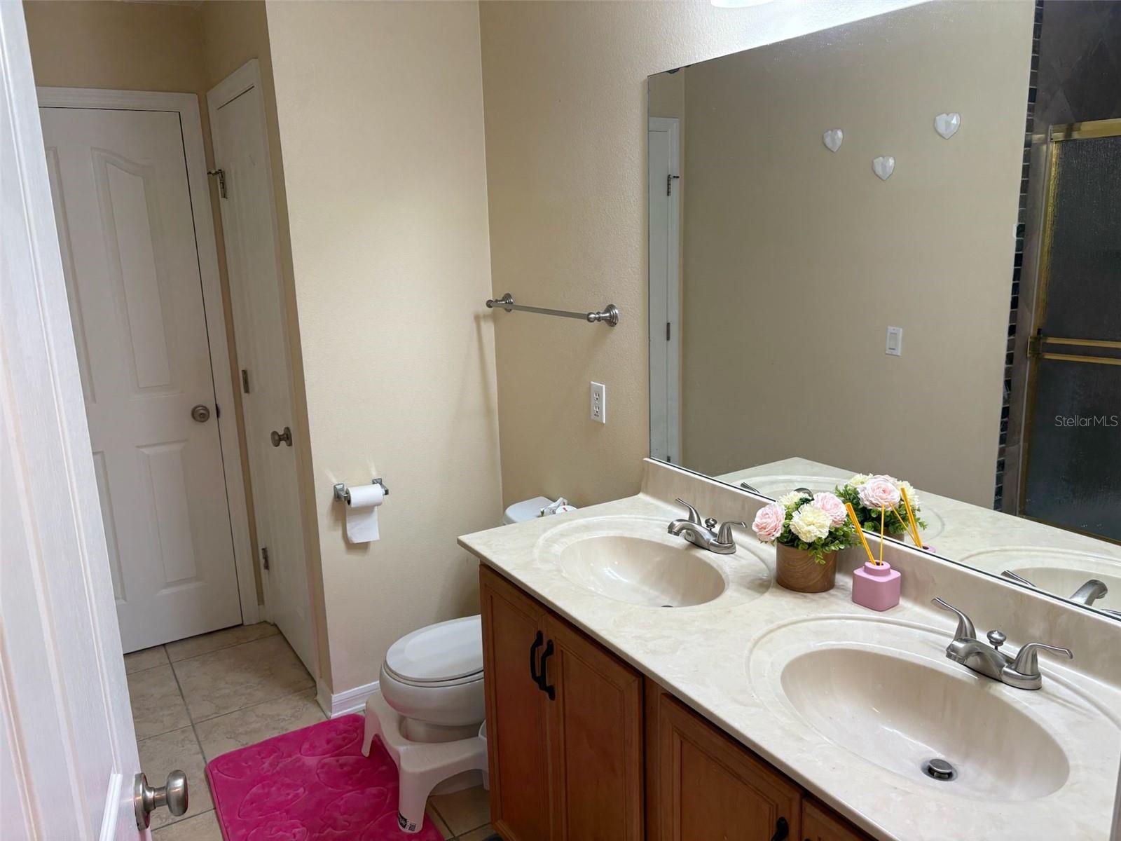 Image 12 of 14 For 662 Rosselli Boulevard