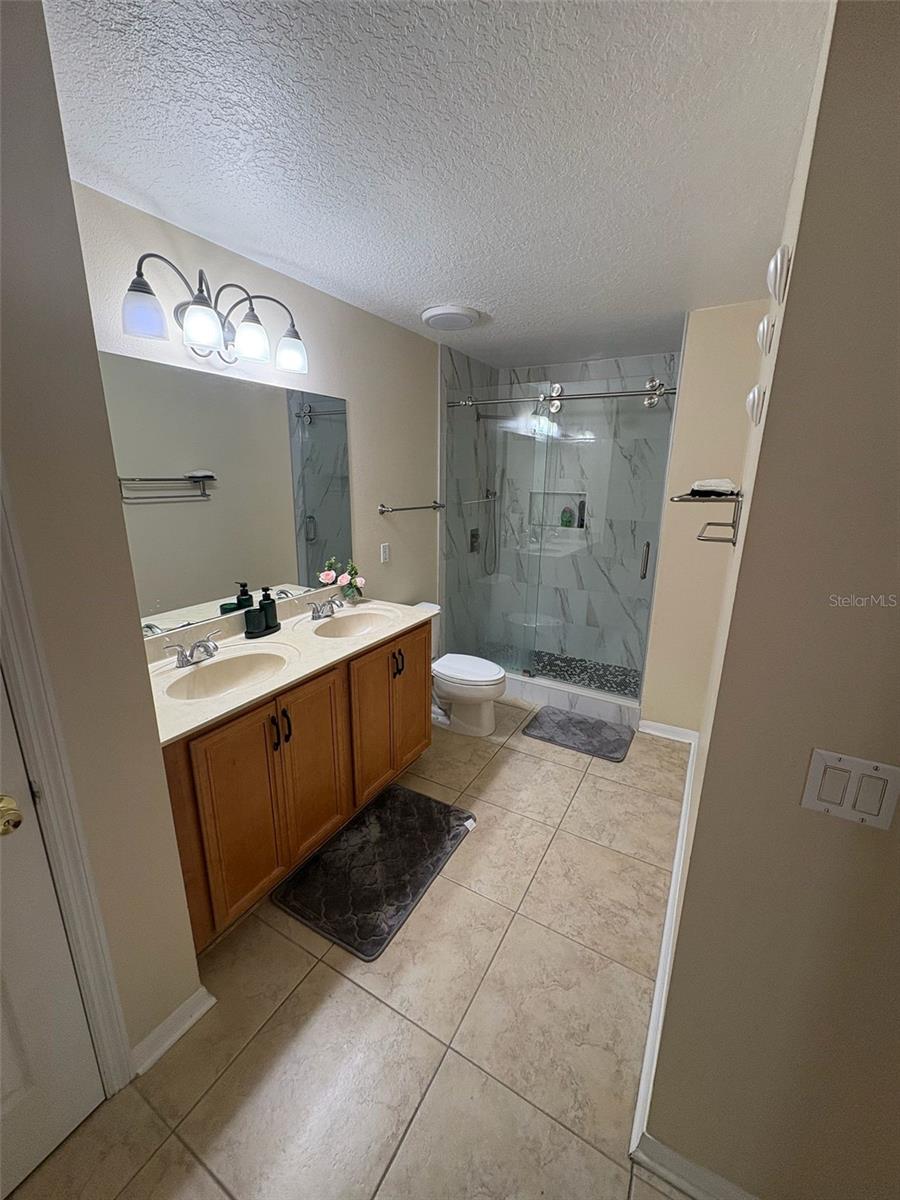 Image 9 of 14 For 662 Rosselli Boulevard