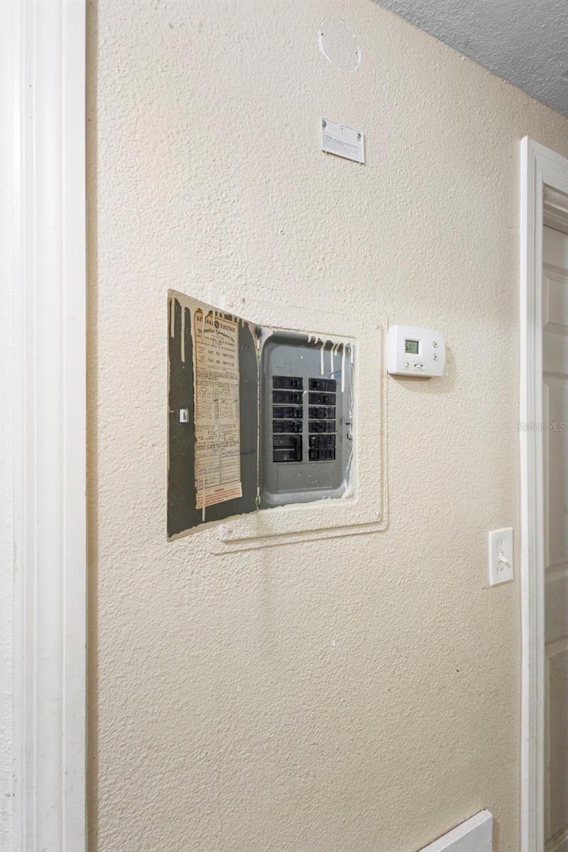 Image 35 of 36 For 612 Baywood Drive