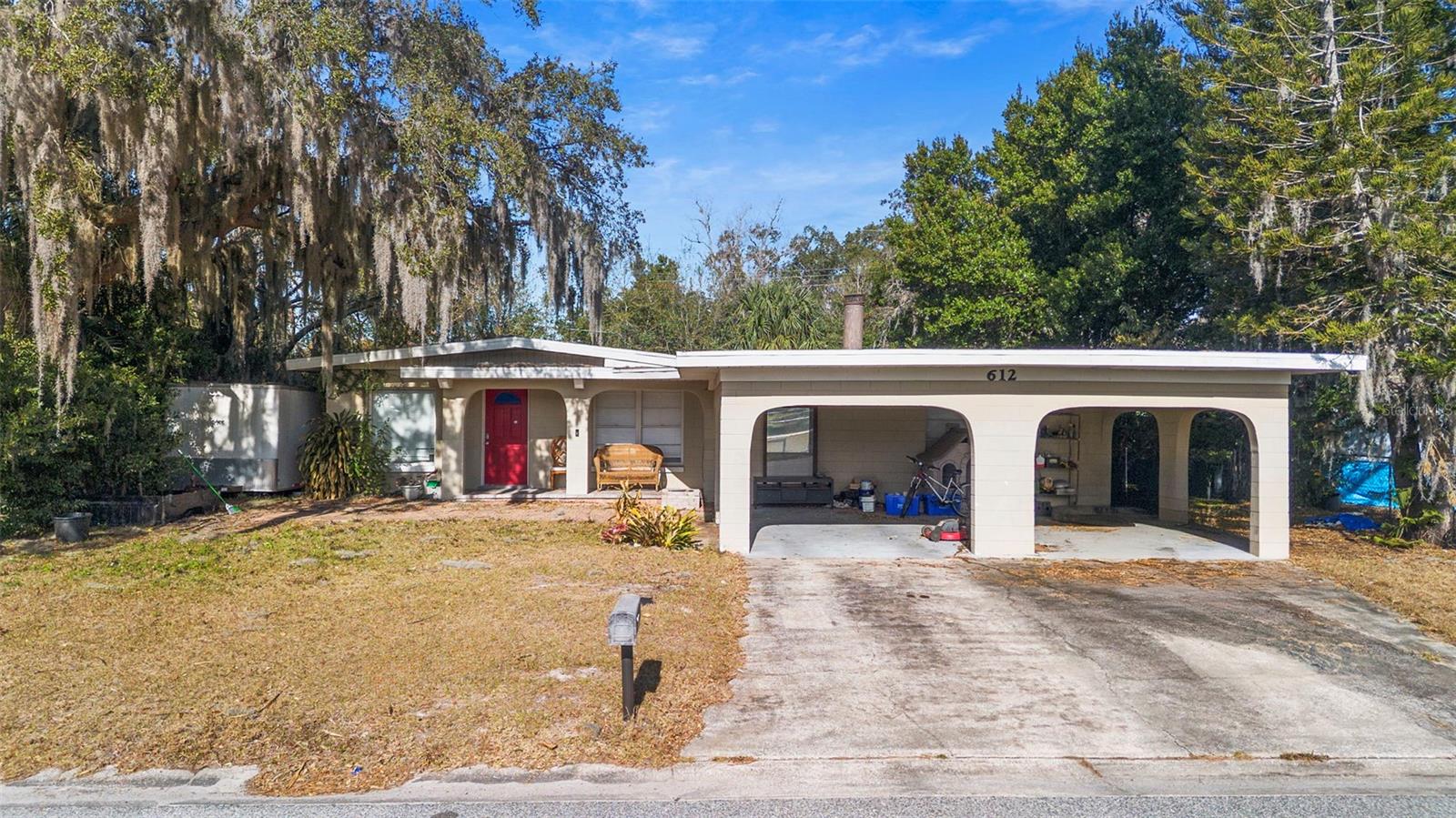 Image 4 of 36 For 612 Baywood Drive