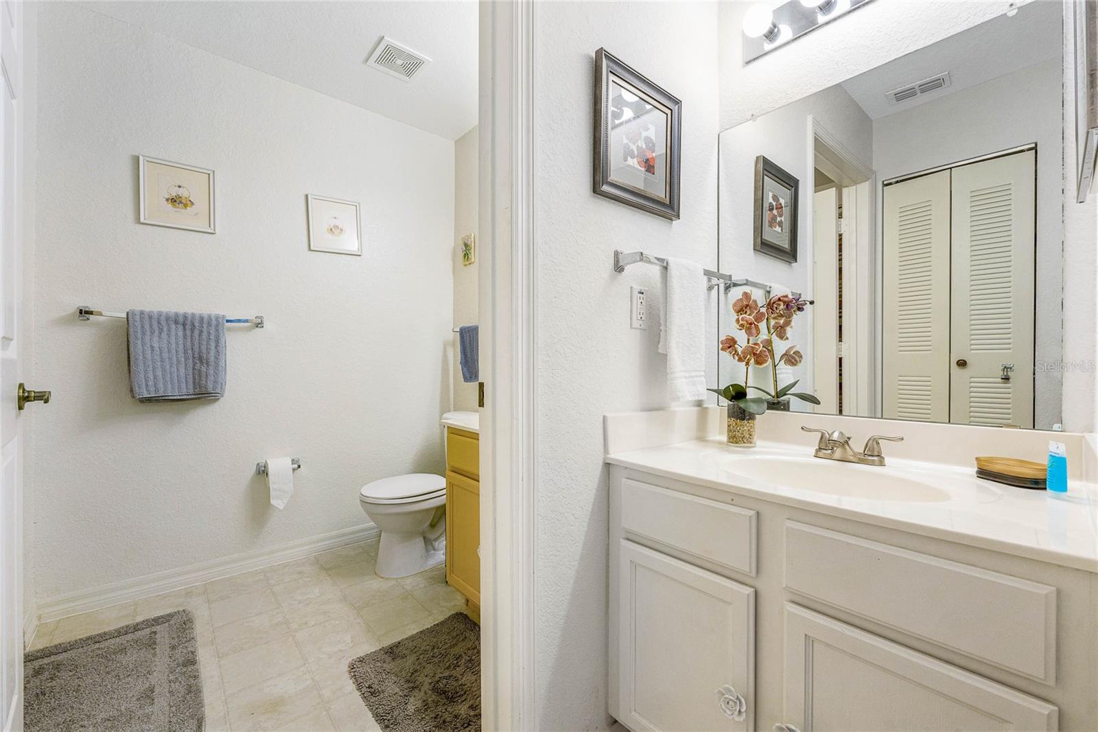 Image 15 of 30 For 2624 Lodi Circle 12-105