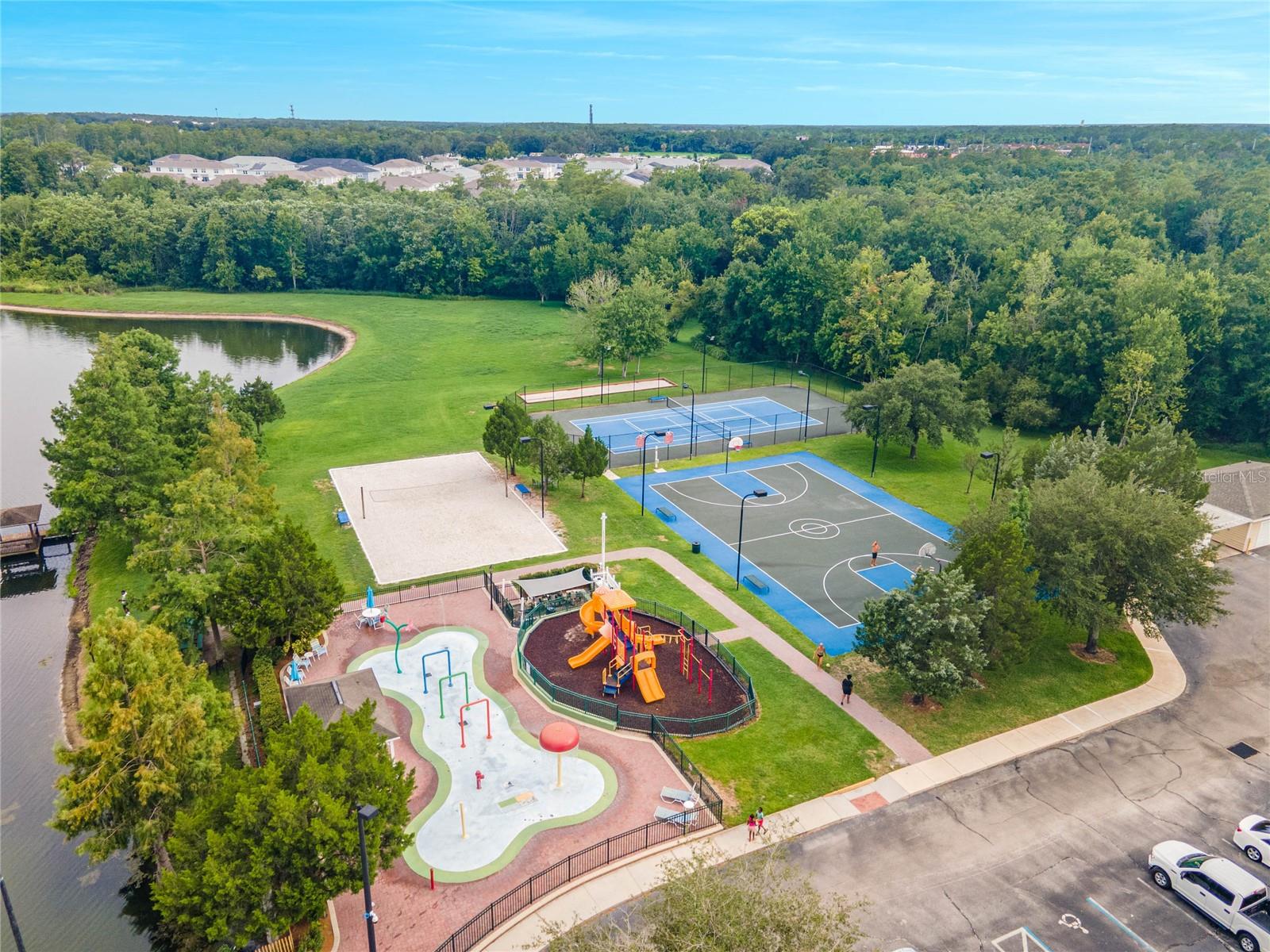 Image 24 of 30 For 2624 Lodi Circle 12-105