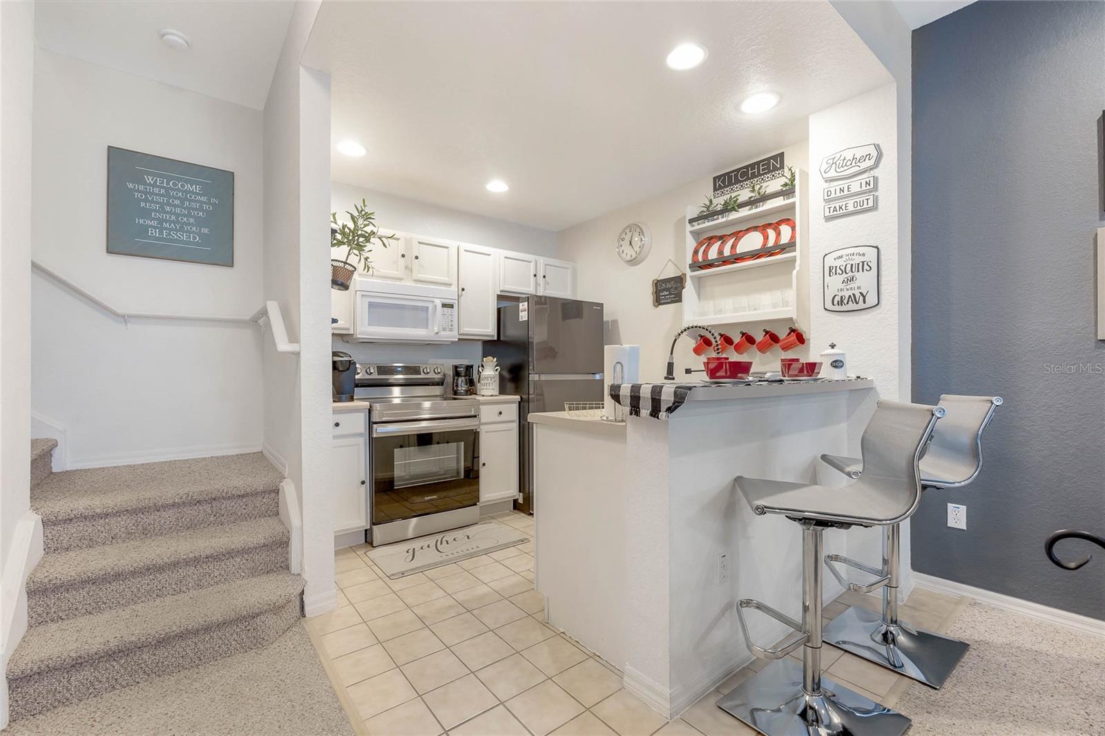 Image 6 of 30 For 2624 Lodi Circle 12-105