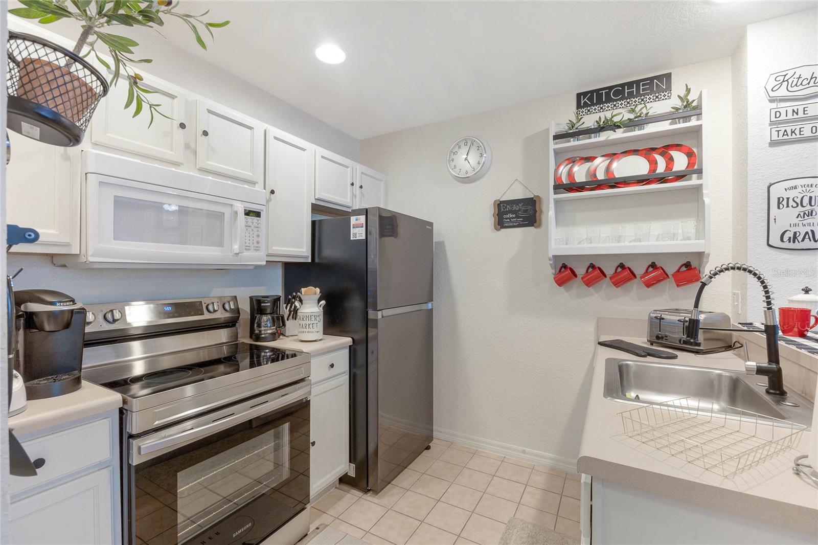 Image 7 of 30 For 2624 Lodi Circle 12-105