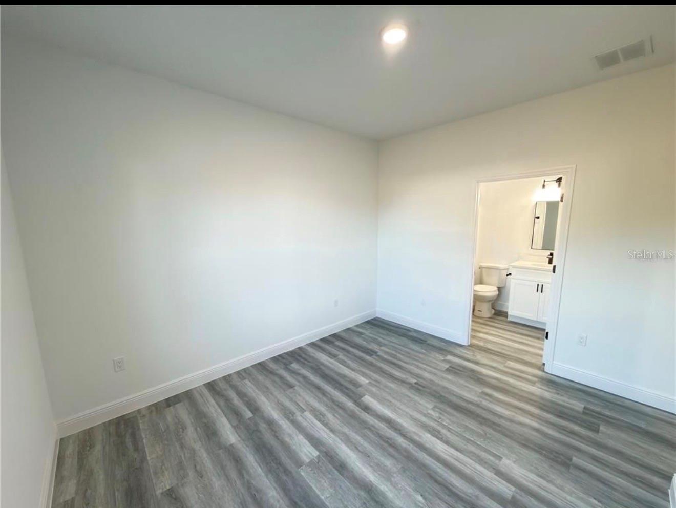 Image 10 of 42 For 17356 41st Circle