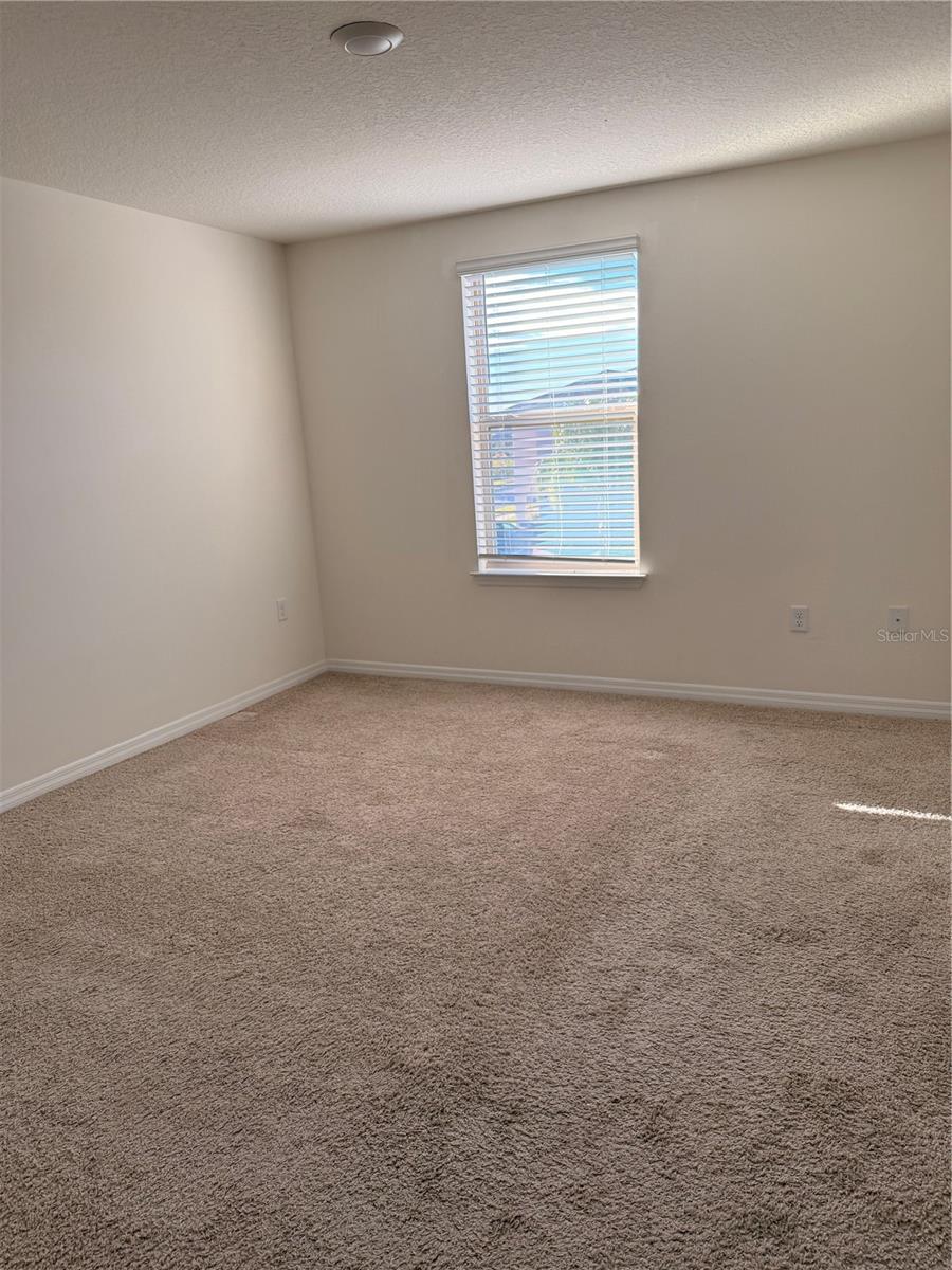 Image 12 of 33 For 12012 Holystone Street