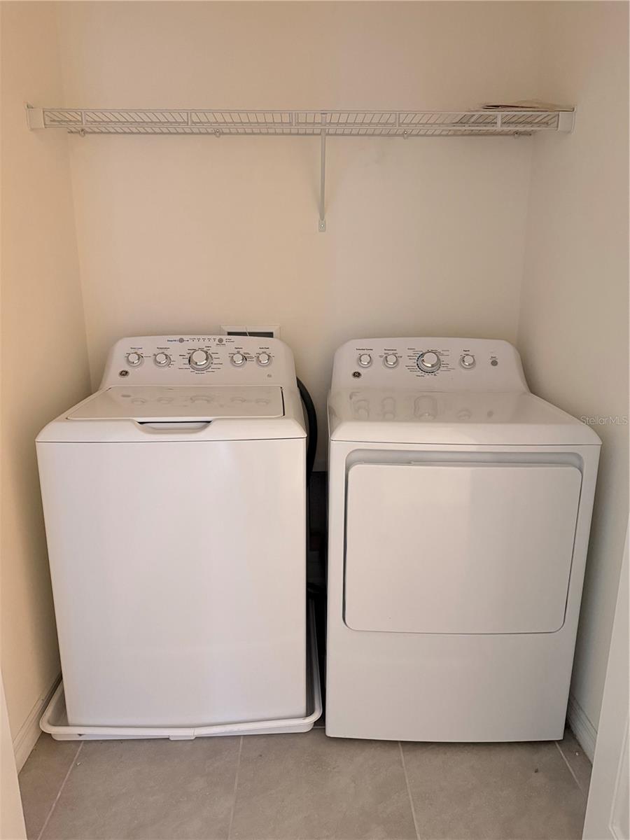 Image 18 of 33 For 12012 Holystone Street