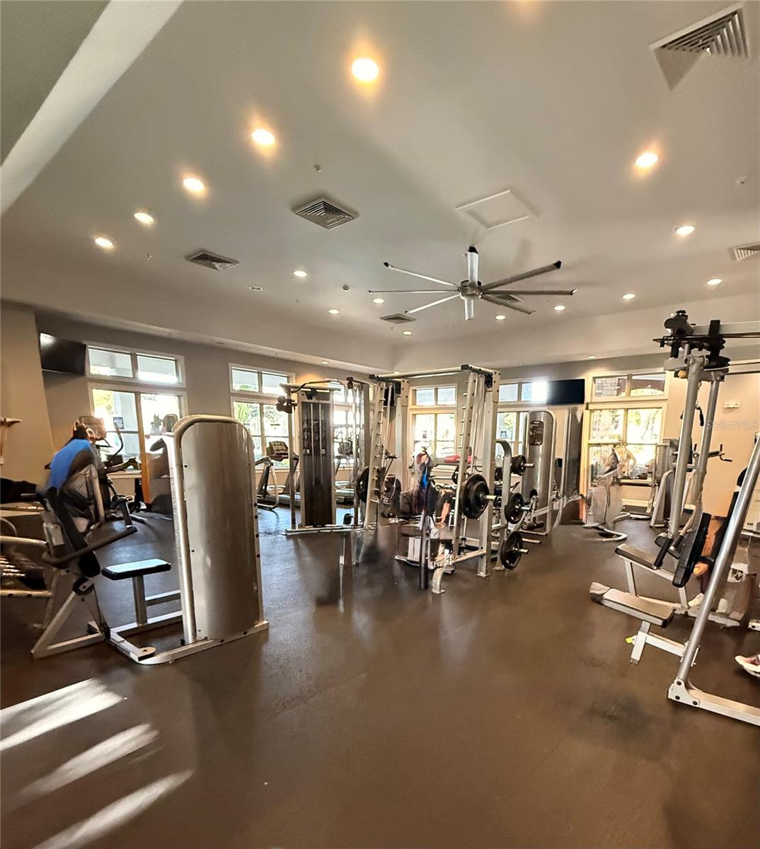 Image 27 of 33 For 12012 Holystone Street