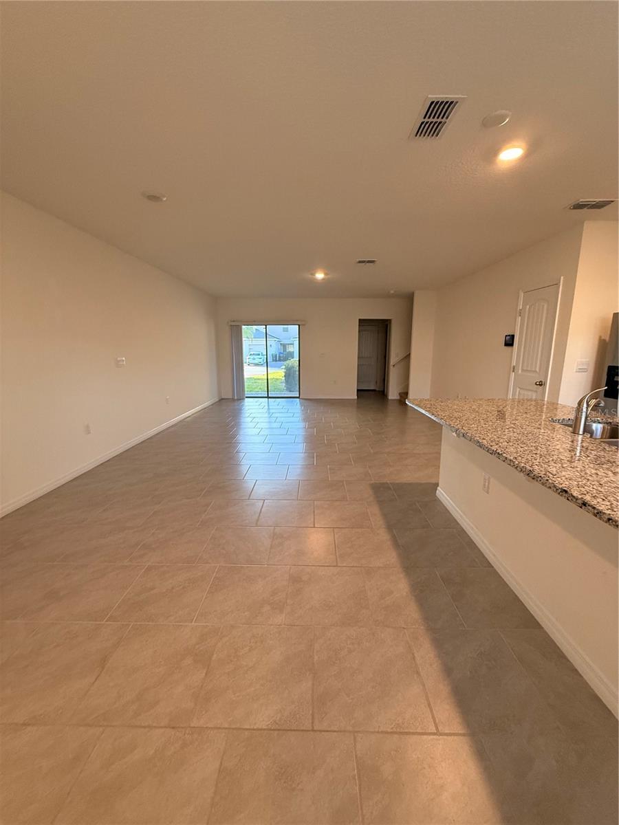 Image 8 of 33 For 12012 Holystone Street