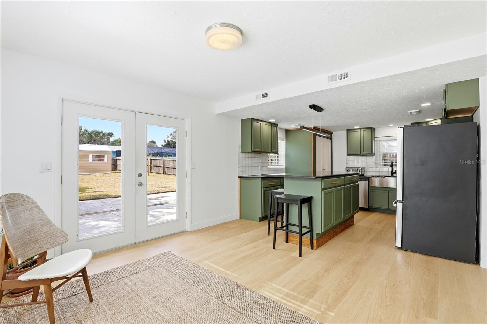 Image 14 of 41 For 2310 Atlantic Avenue