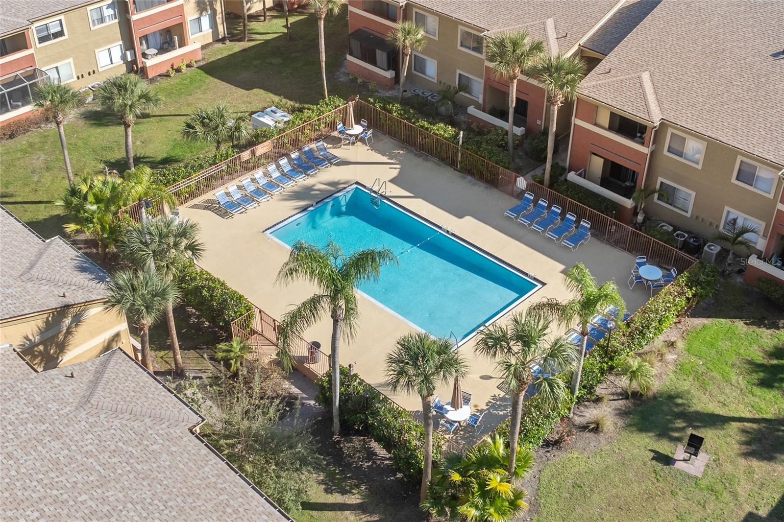 Image 22 of 27 For 652 Kenwick Circle 105