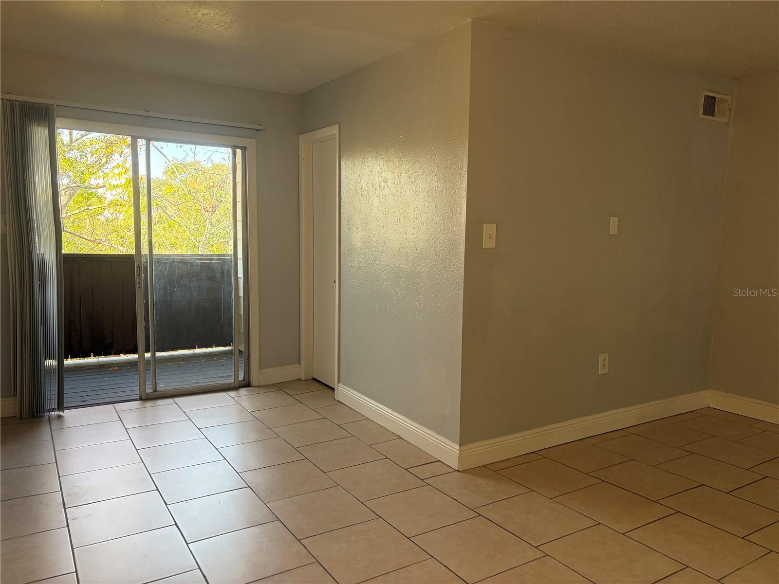 Image 10 of 16 For 3978 Crayrich Circle Ge