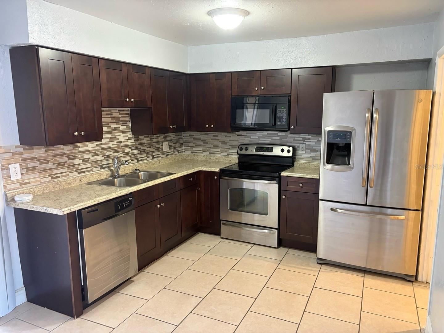 Image 2 of 16 For 3978 Crayrich Circle Ge