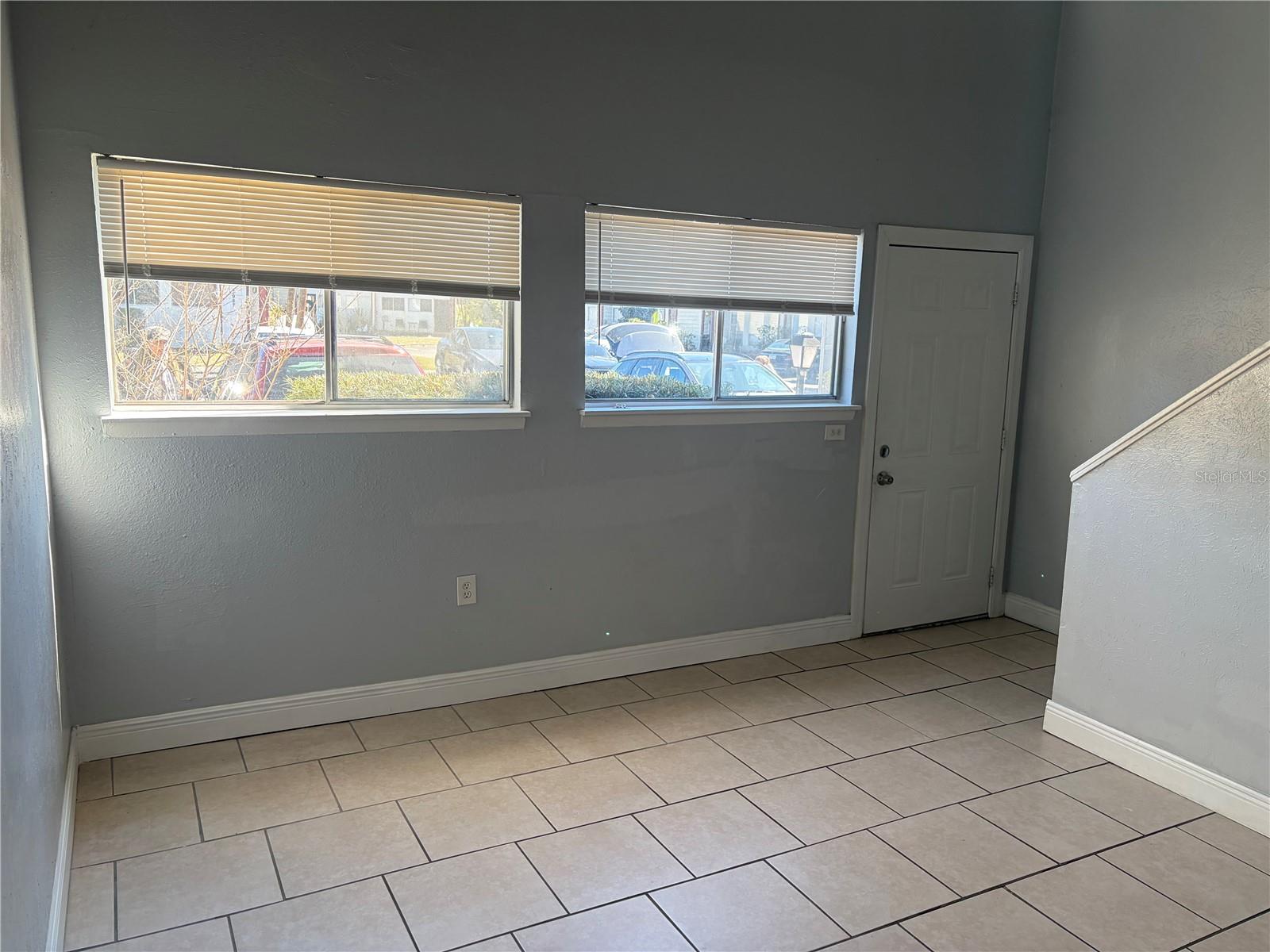 Image 4 of 16 For 3978 Crayrich Circle Ge