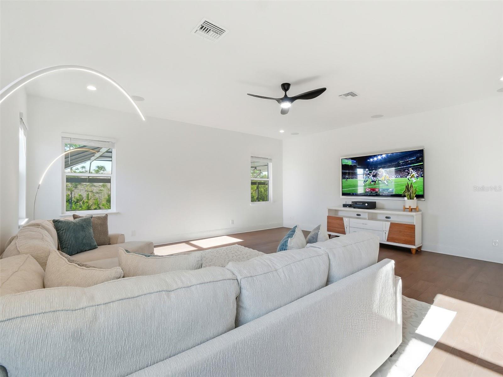 Image 68 of 97 For 9131 Santorini Drive